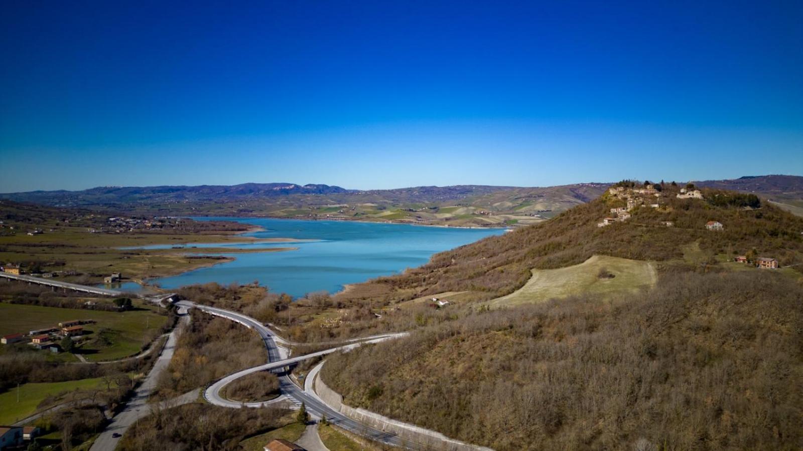 فيلا Agriturismo Caperroni Pescopagano المظهر الخارجي الصورة